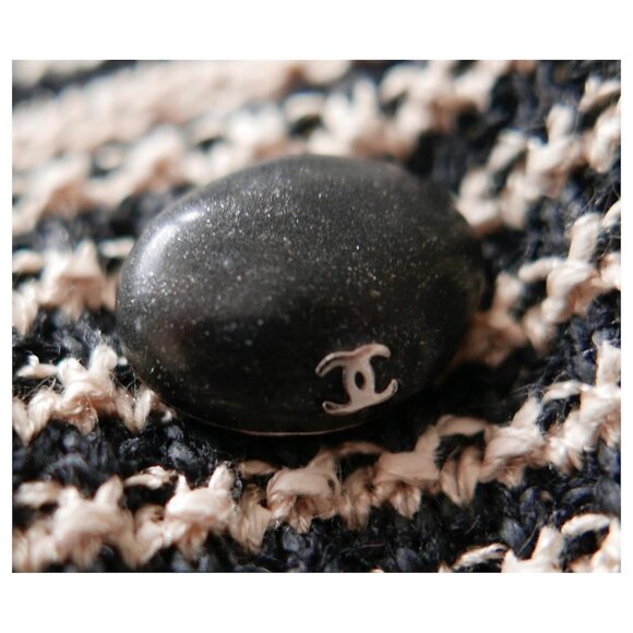 Chanel Resort 2015 Cotton/Silk Flared Mini Skirt Size: M | US8 (Orig. $2600) - Picture 4 of 4